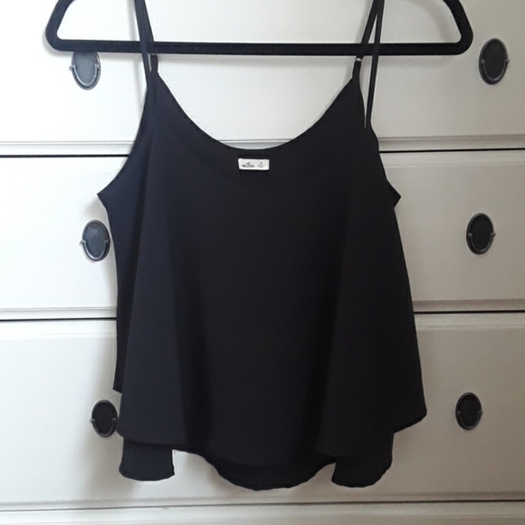 Like new condition-  Hollister black tank top. - Picture 1 of 4